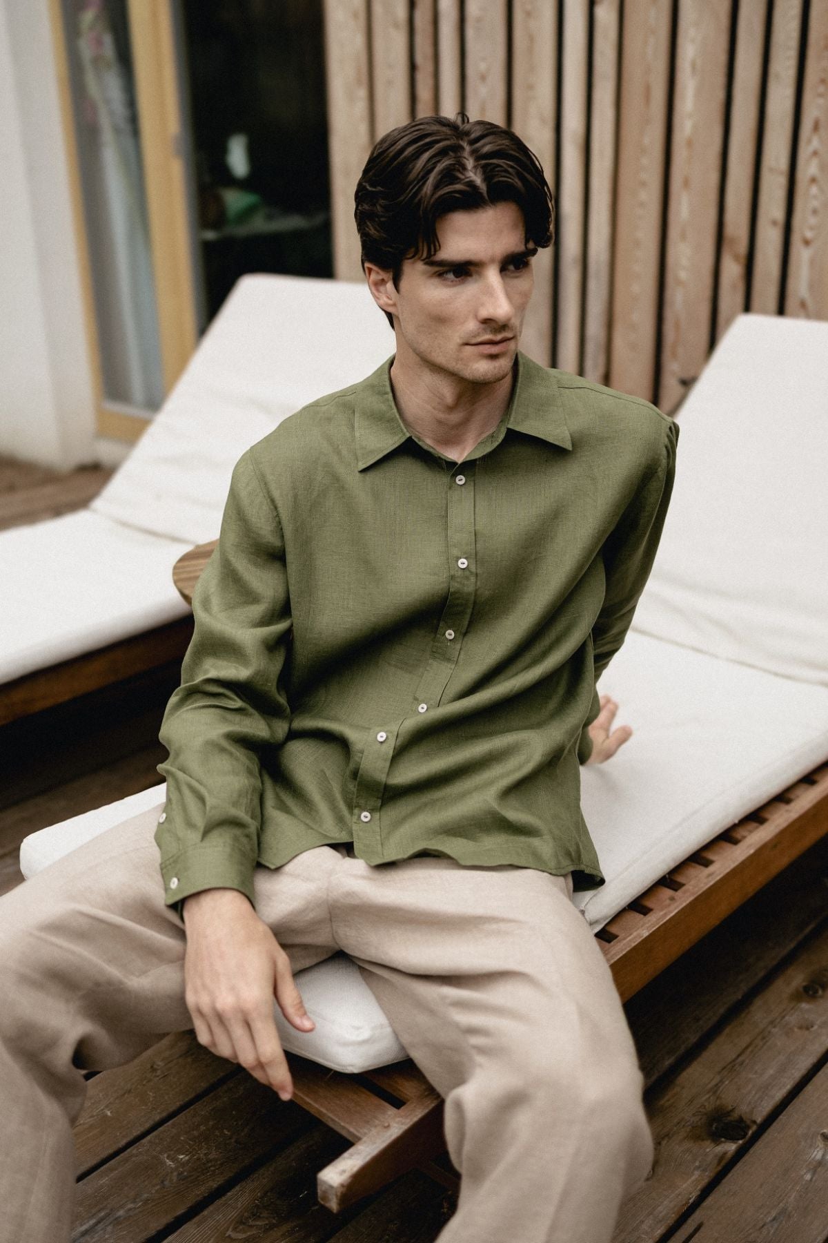 Outfit by Patrik | Linen pants & Shirt with collar Moss green