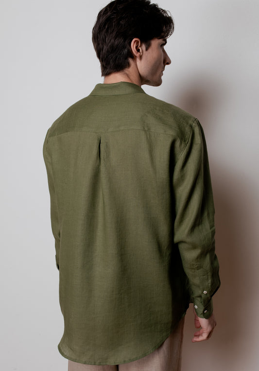 Men's linen shirt with collar - Moss green