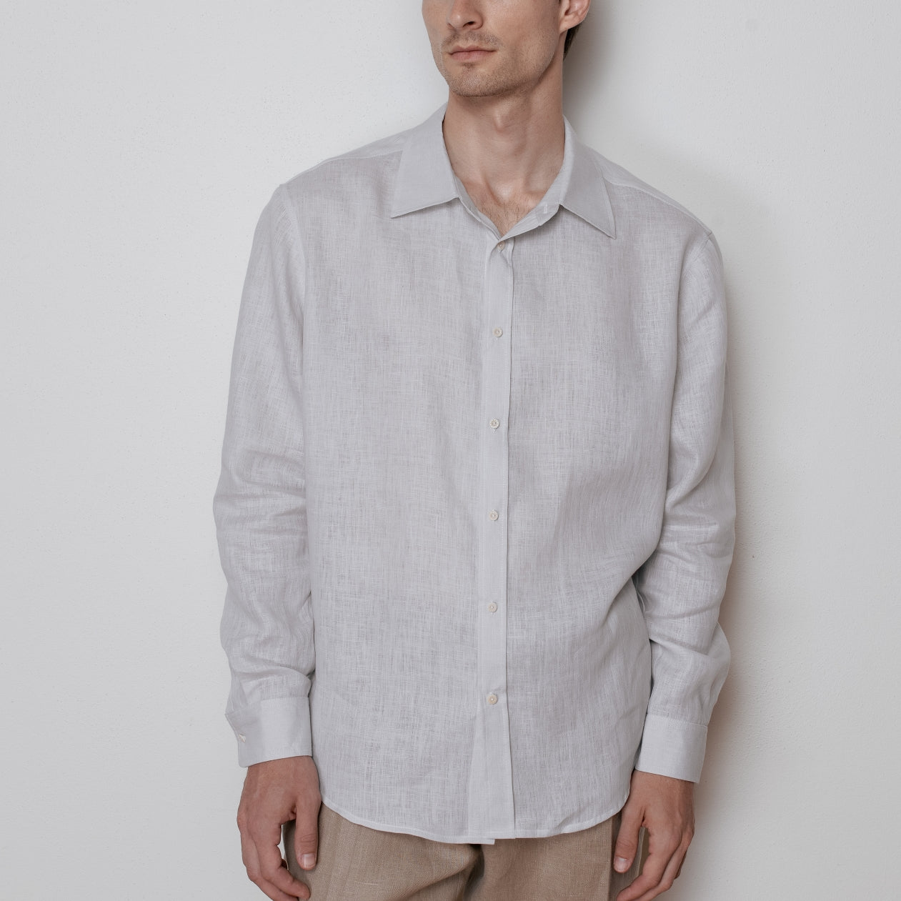 Men's linen shirt with collar - regular fit