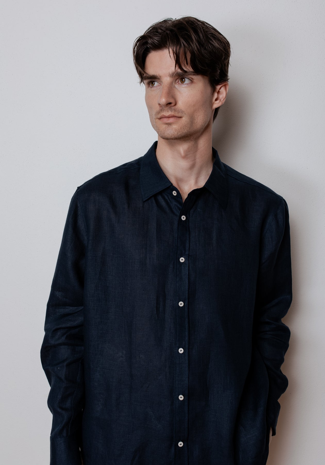 Men's linen shirt with collar - Deep blue