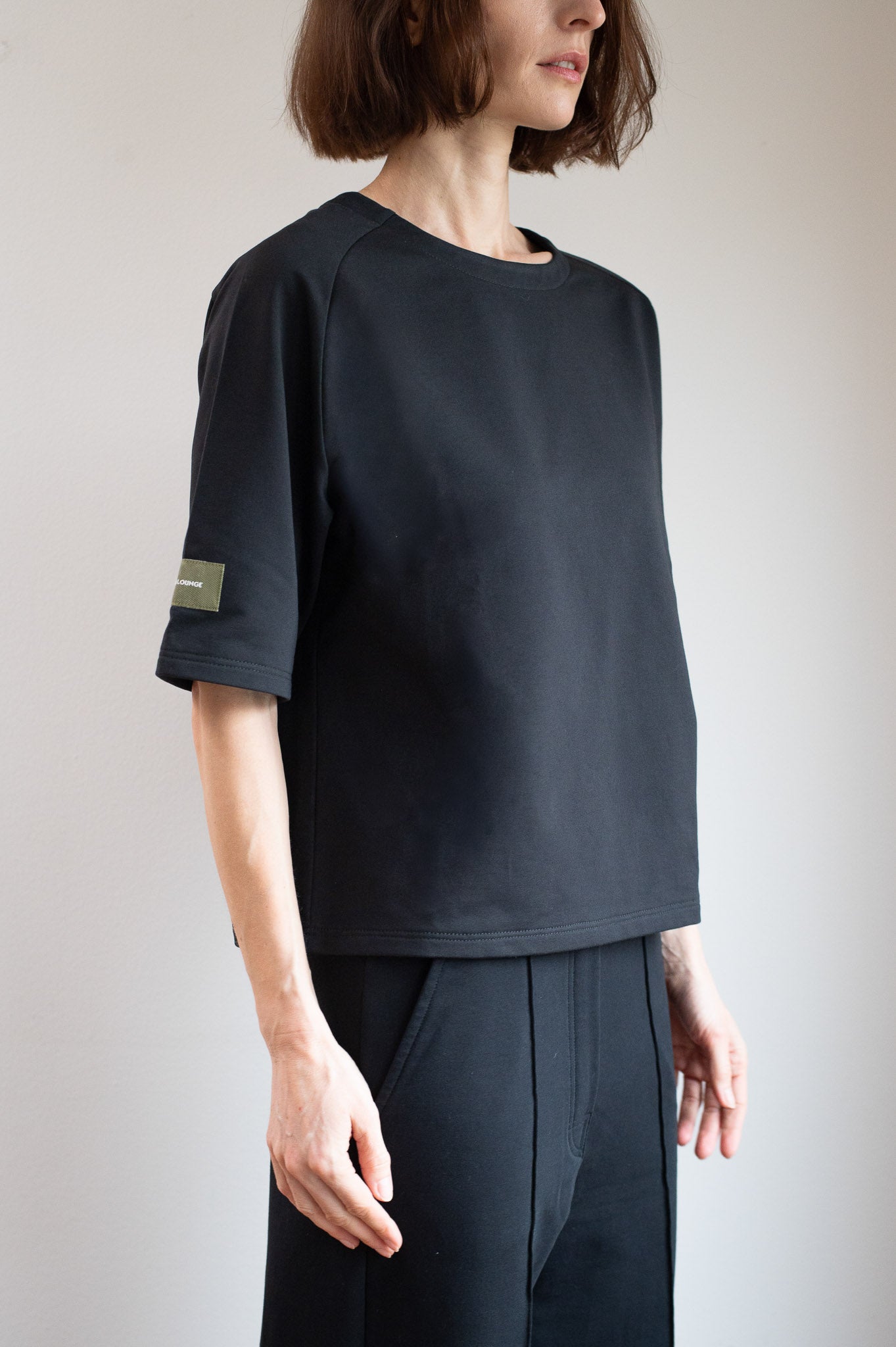 Damska bluzka typu sweatshirt z biobawełny - Loose fit