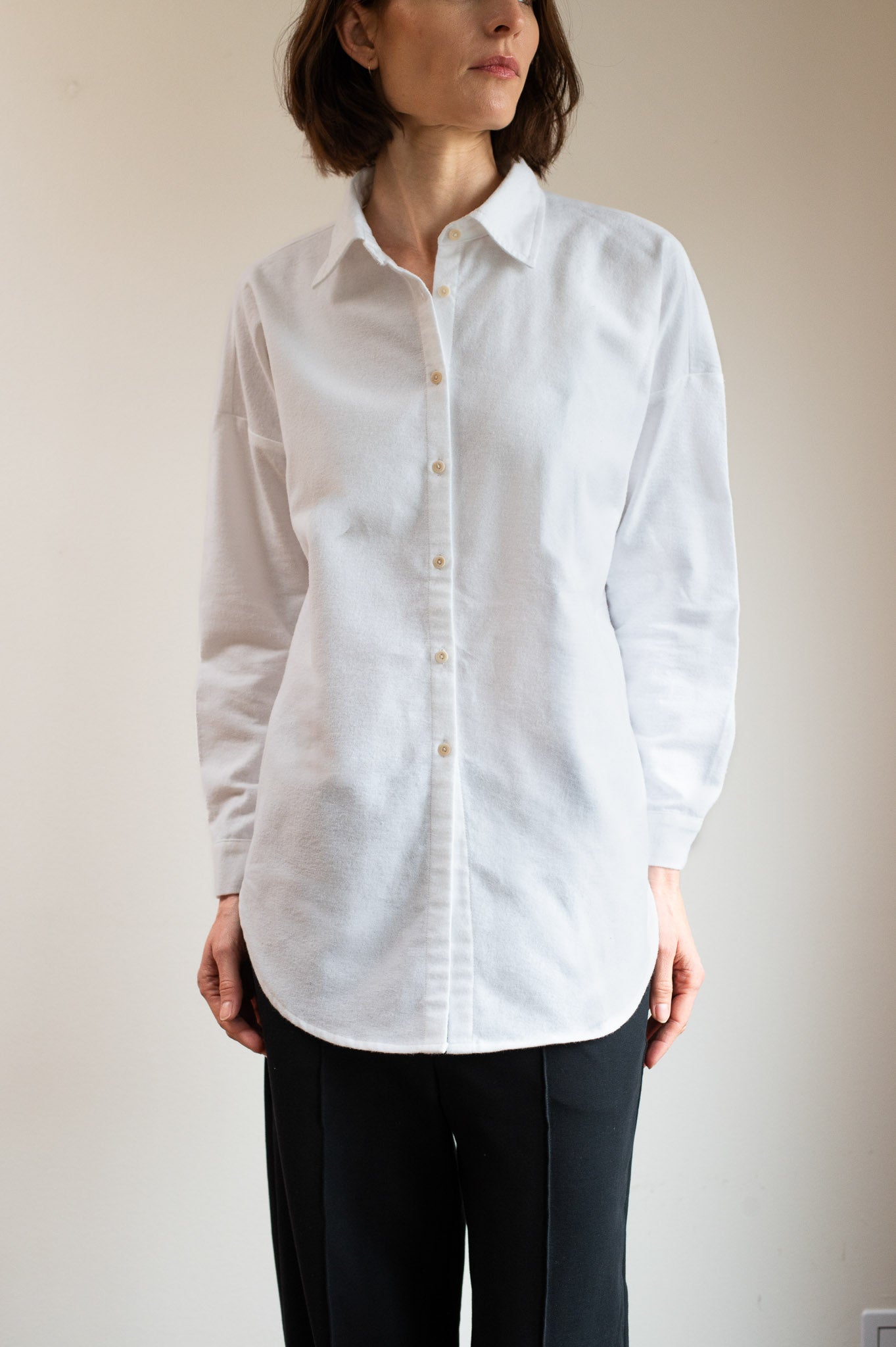 Damska koszula flanelowa z kołnierzykiem loose fit – White