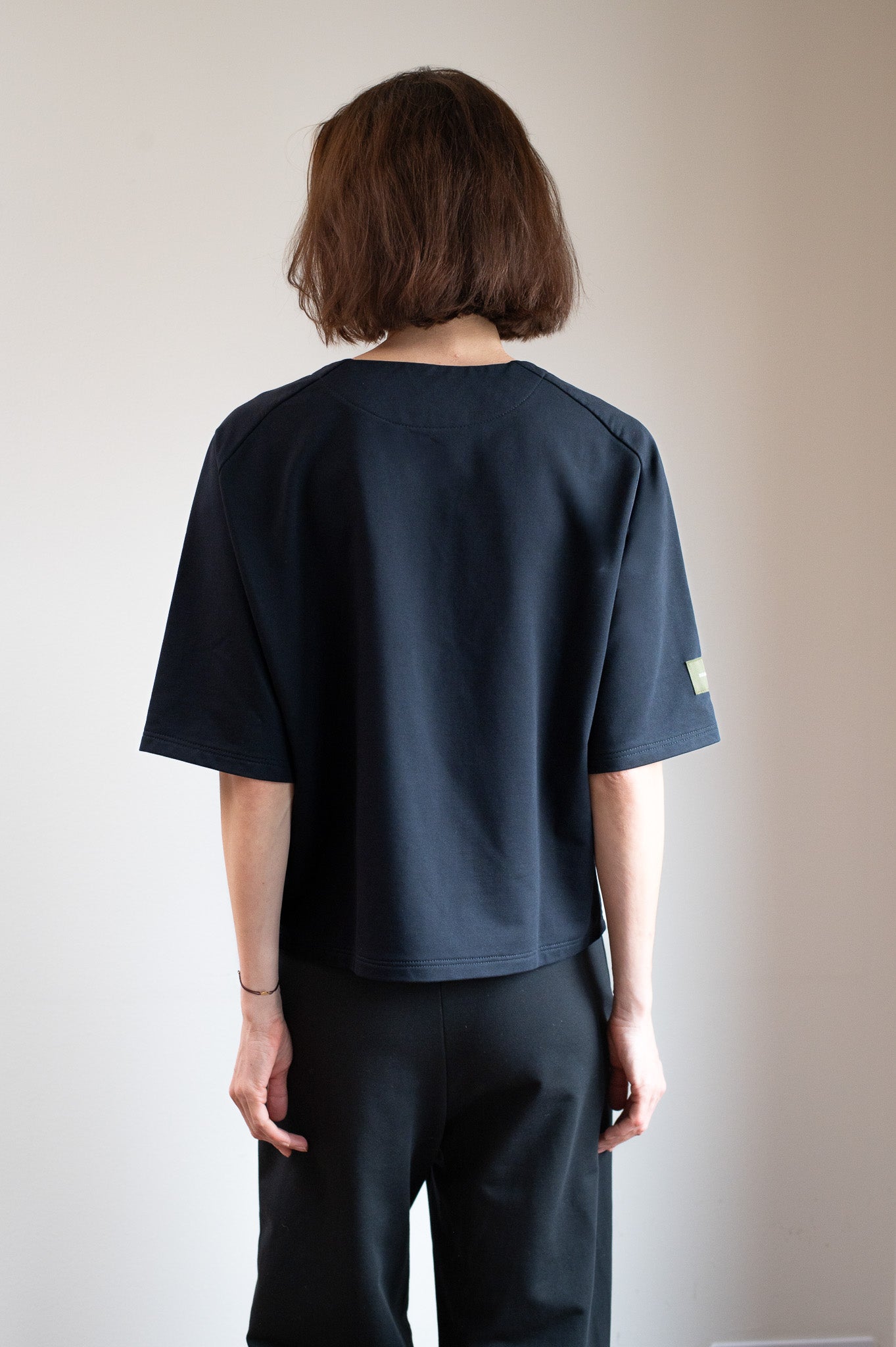 Dámske mikinové tričko z biobavlny - loose fit