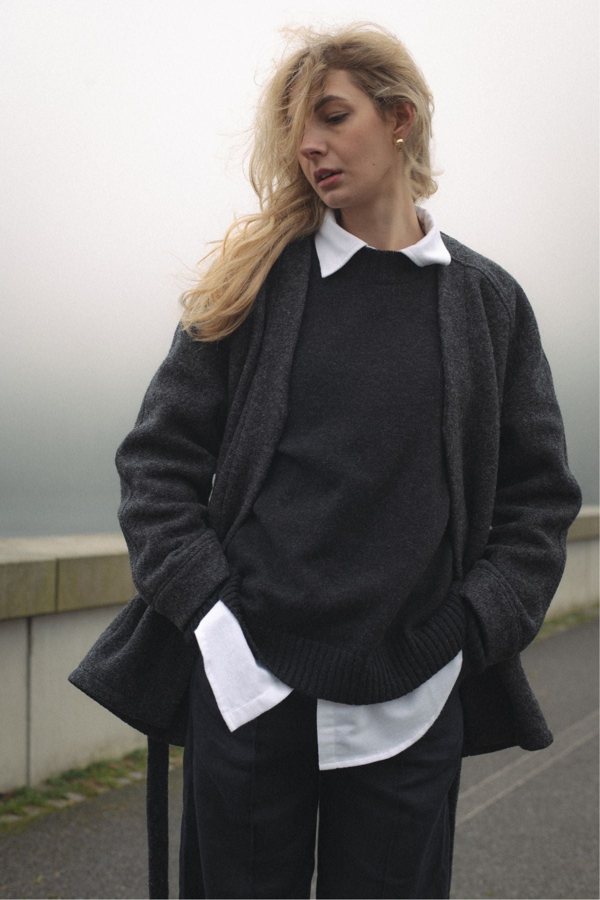 Outfit by Veronika | Wool mid coat & sweater