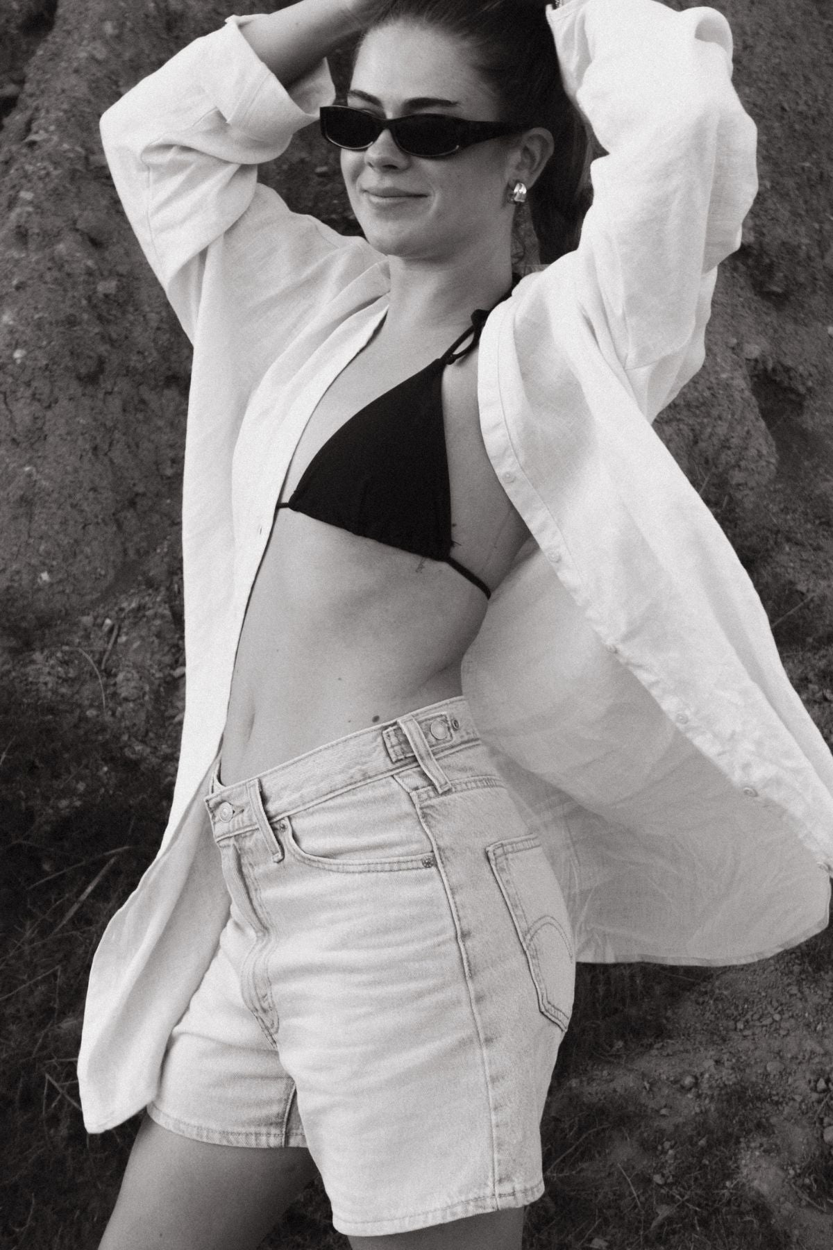 Outfit by Aneta Kalivodová | White linen shirt