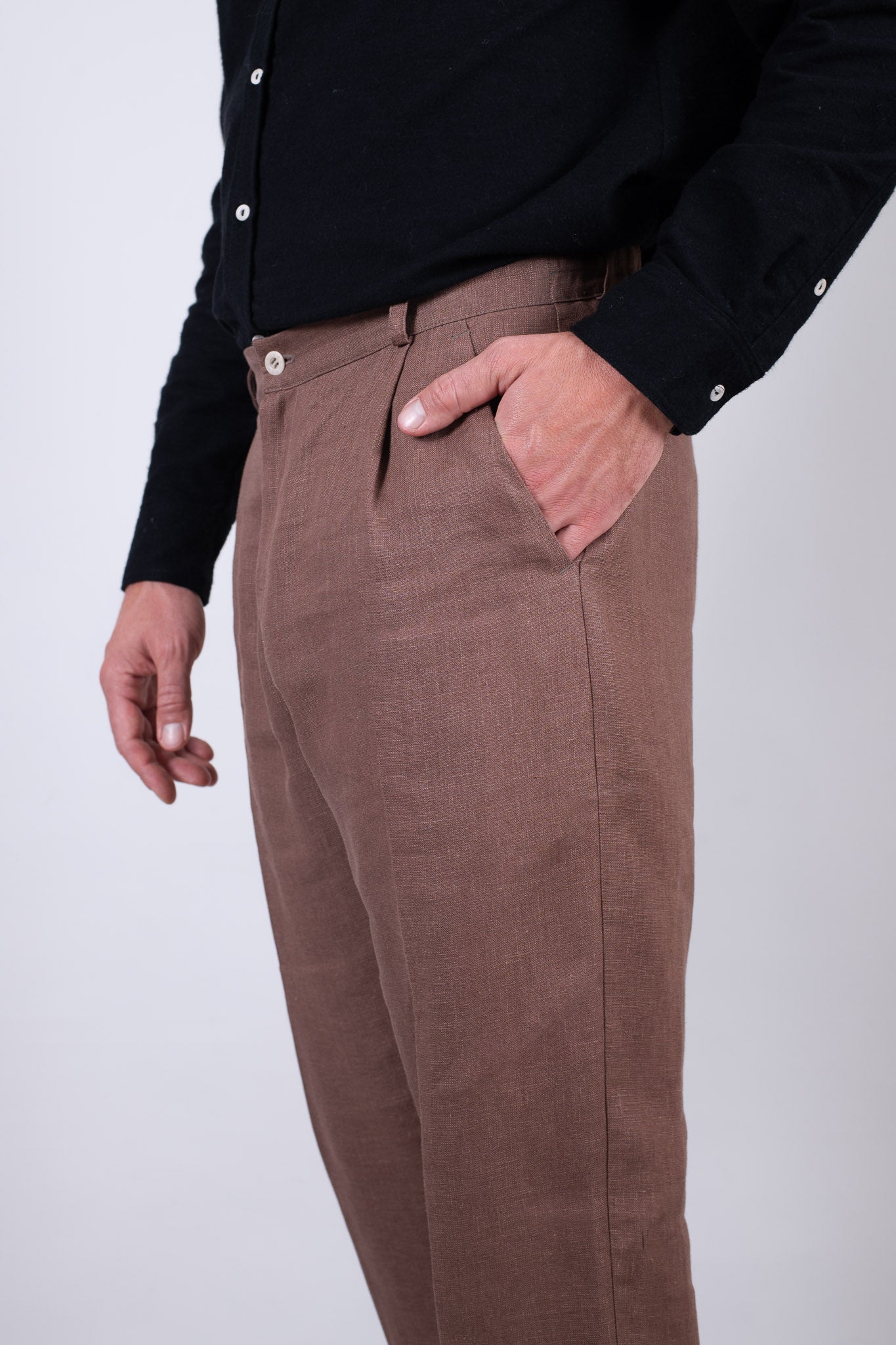Men's Loose-fit Linen Pants - Brown