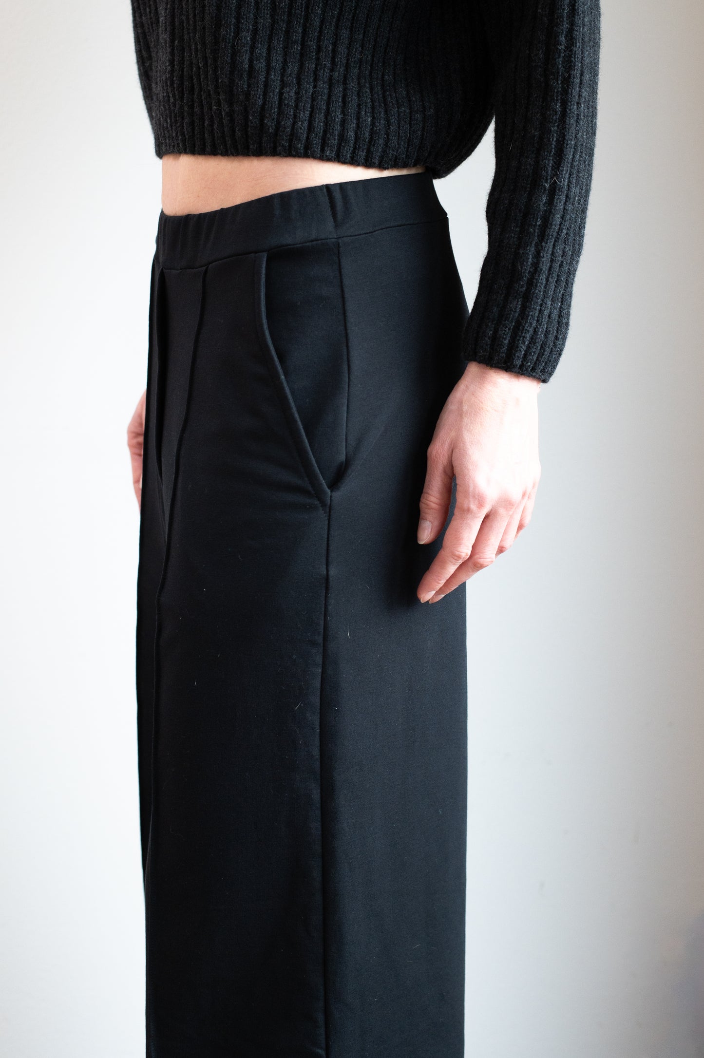Women’s Wide-Leg Sweatpants from Organic Cotton Black - Regular fit