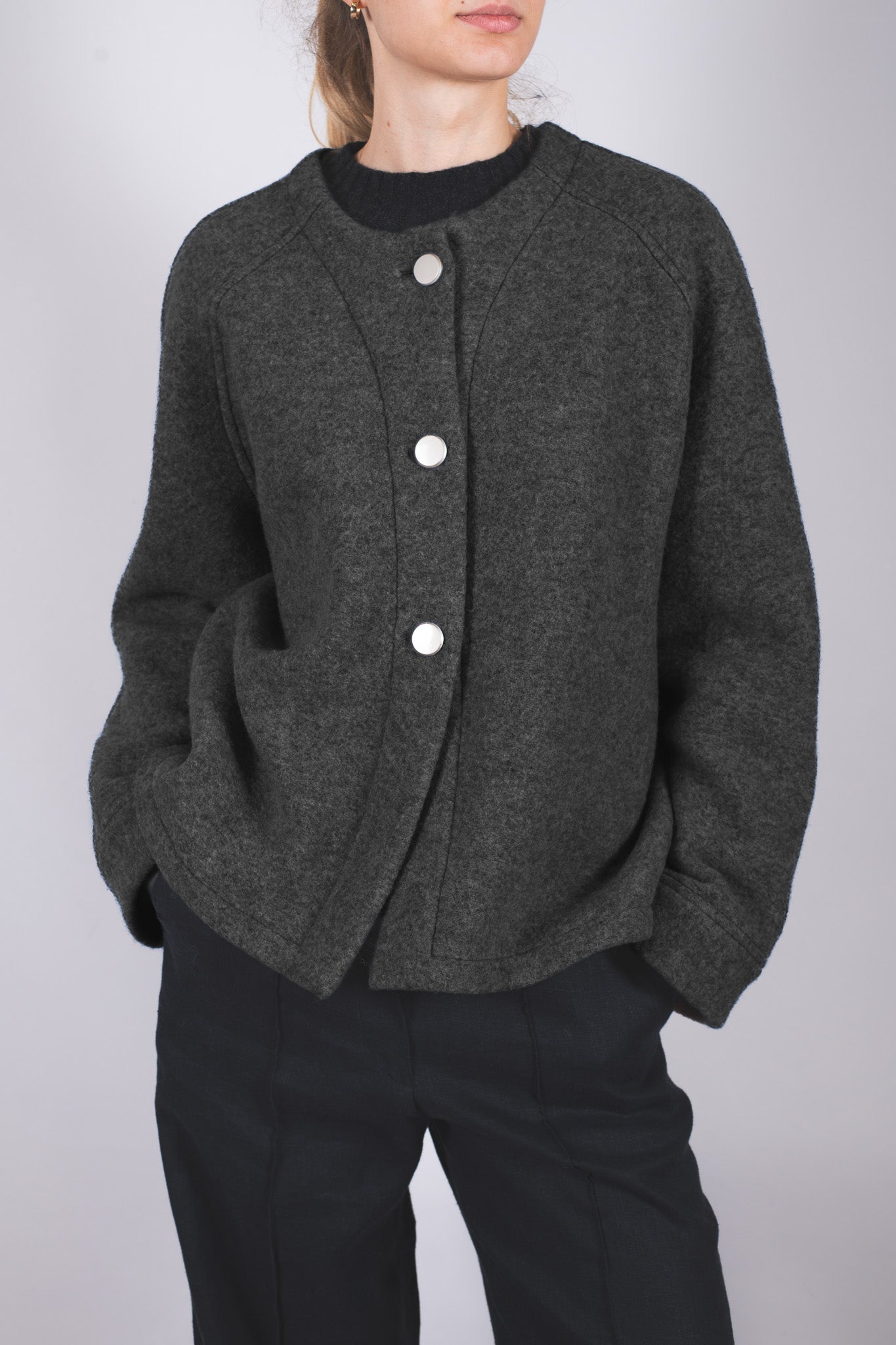 Dámský vlněný kabát short Loose fit - Dark gray