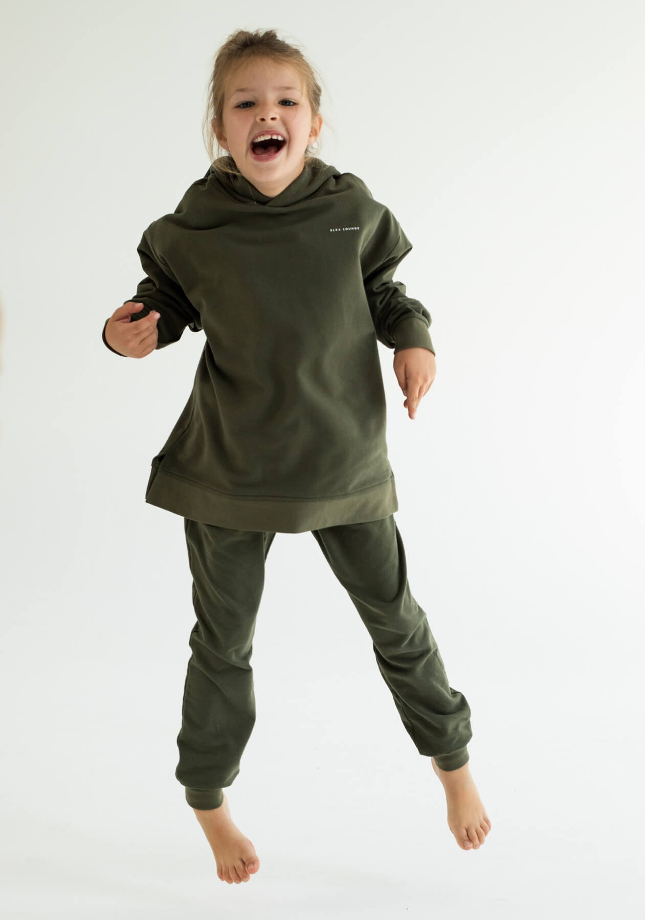 Kids Sweatpants organic cotton Moss green - Oversized