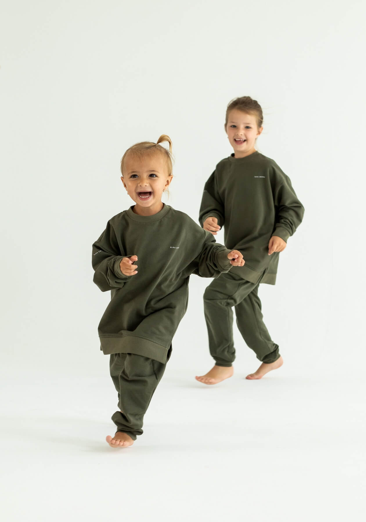 Children's bluza bez kaptura z bawełny organicznej Moss green - Oversized
