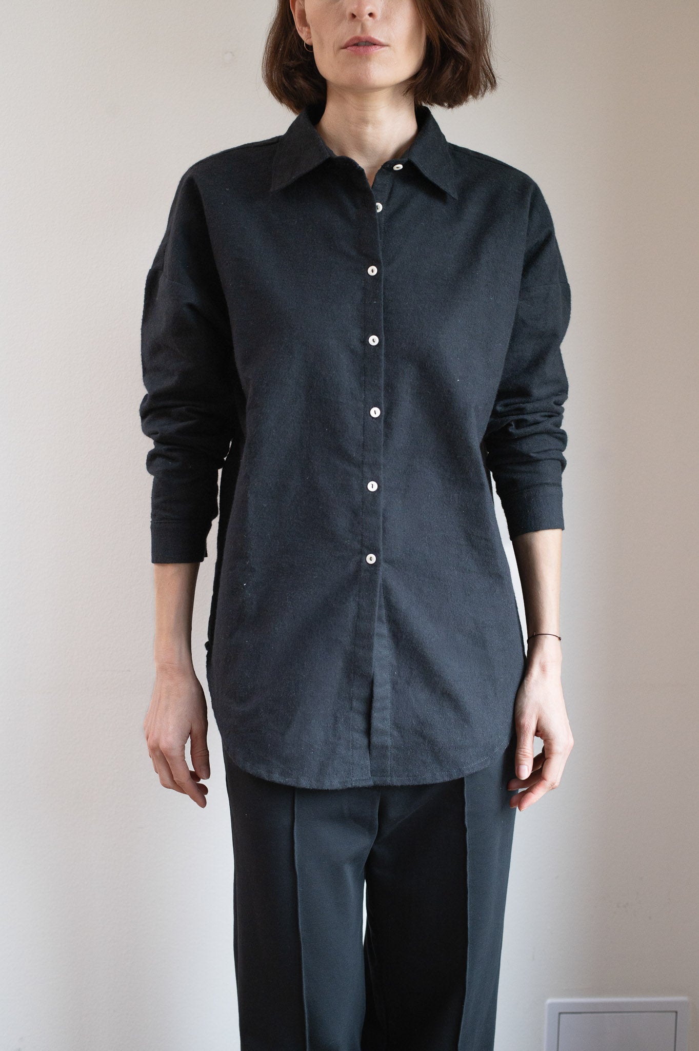 Dámska flanelová košeľa s golierom loose fit – Black