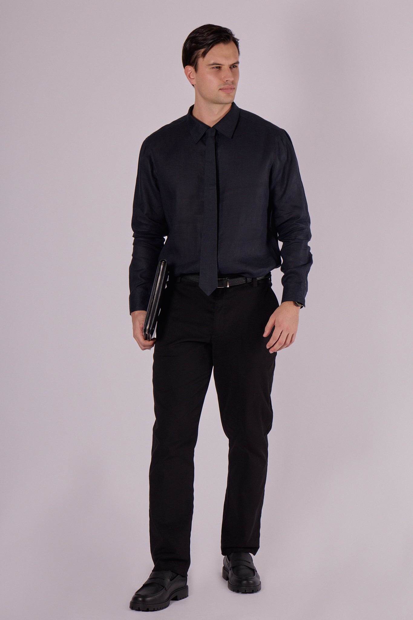 Men's linen shirt with collar - regular fit