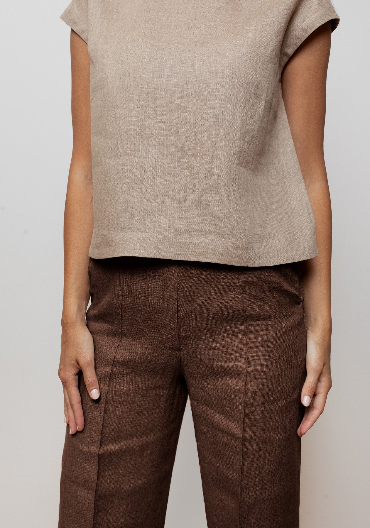 Spodnie lniane damskie z szerokimi nogawkami - Brown