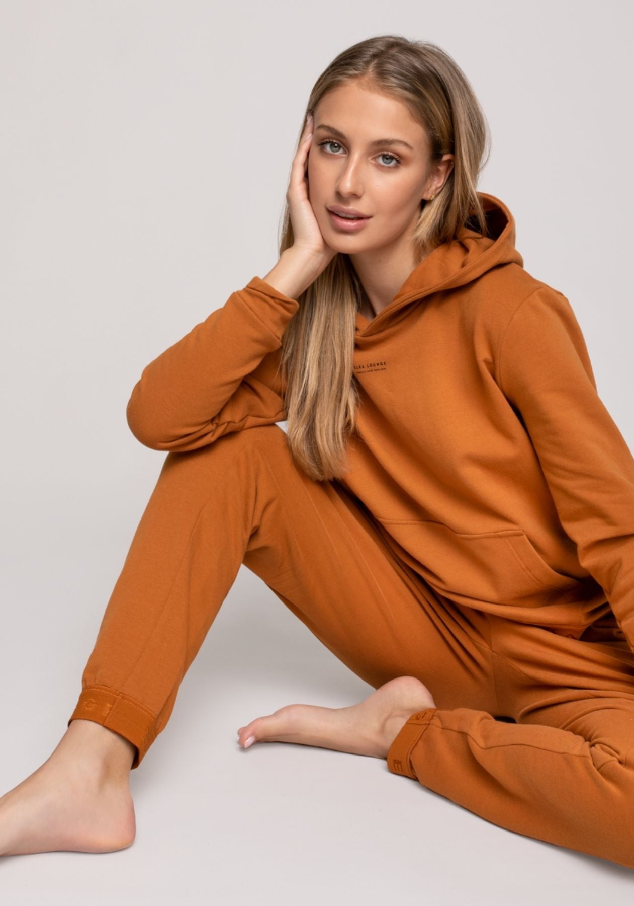 Women sweatpants organic cotton Burnt ochre