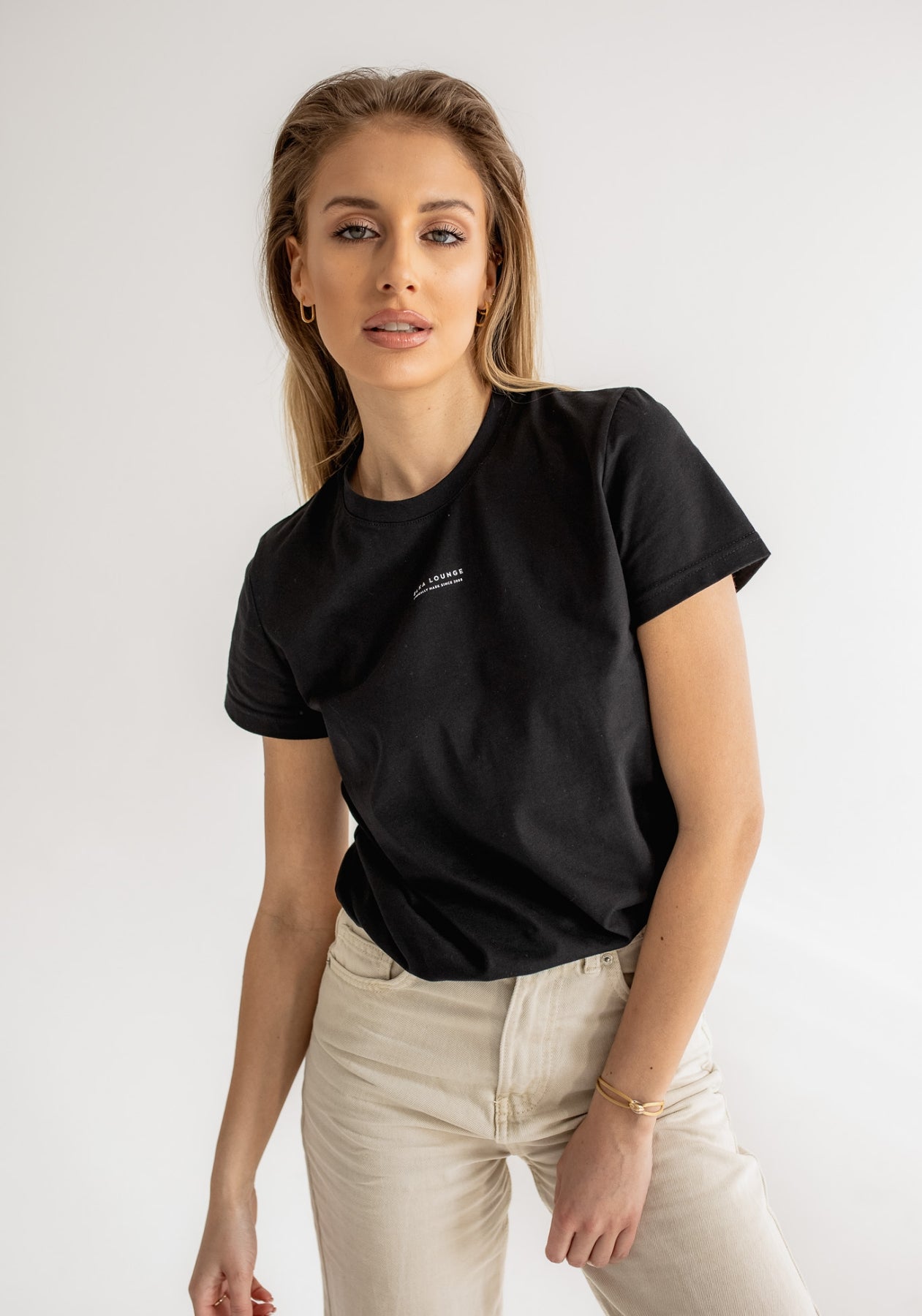 Women t-shirt organic cotton Black - ethically made Minimalist - regular