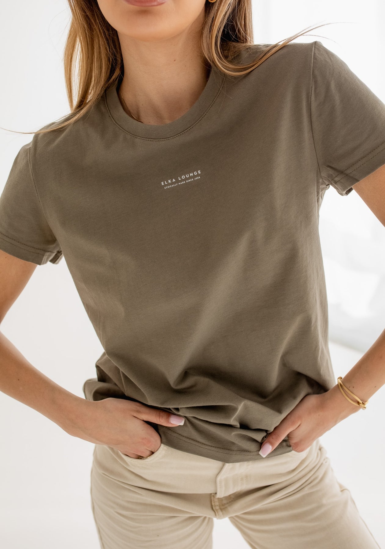 Women t-shirt organic cotton Burnt olive - ethically made Minimalist - regular